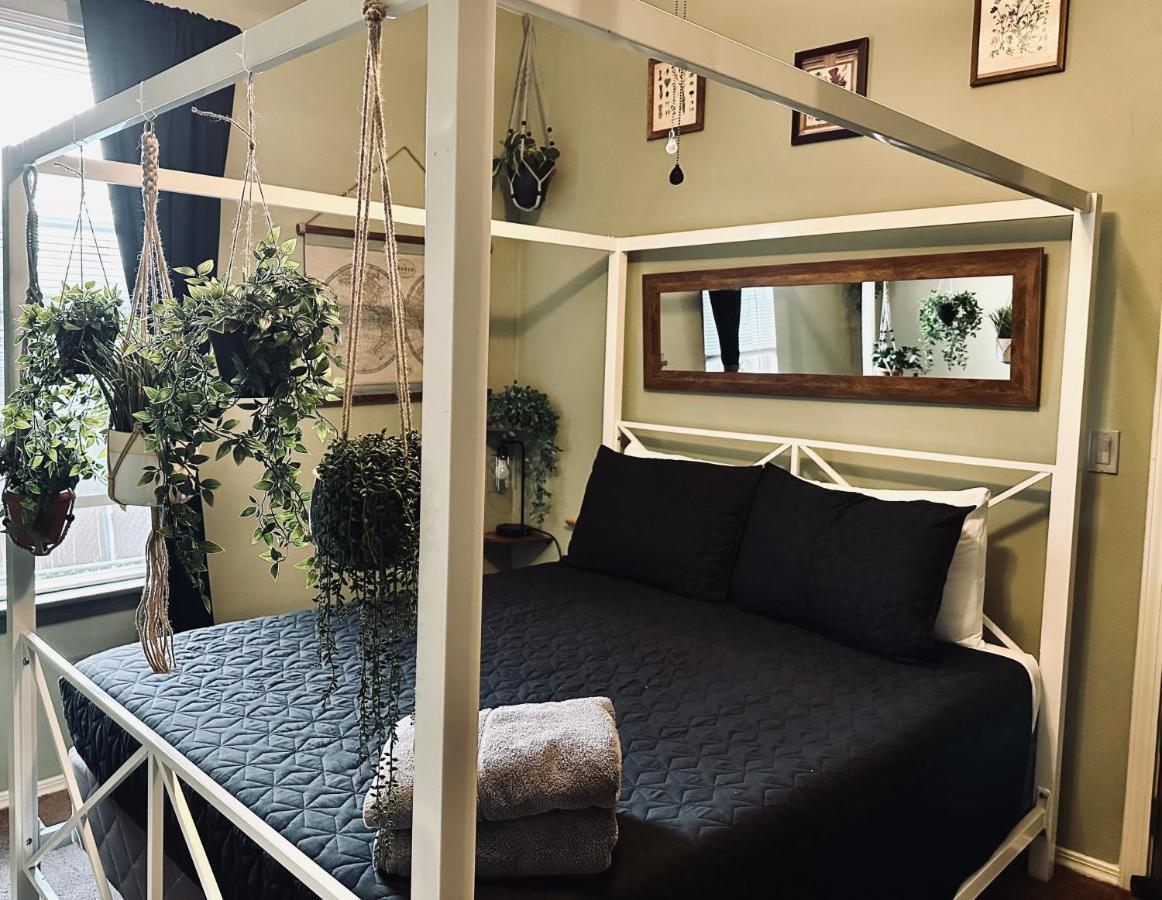 Appartamento Mr. Mcgregor'S Garden Salem Esterno foto